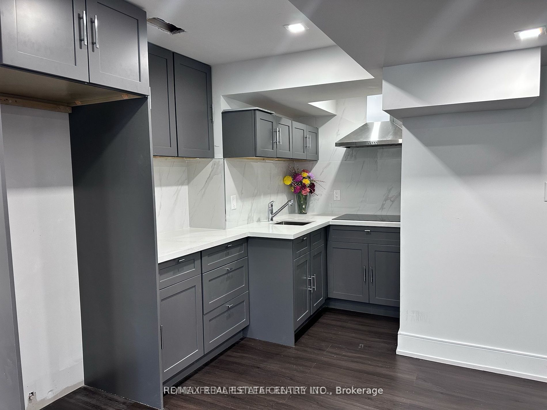 1174 Enchanted Crescent, Pickering, ON, L1X 0G9 photo 5
