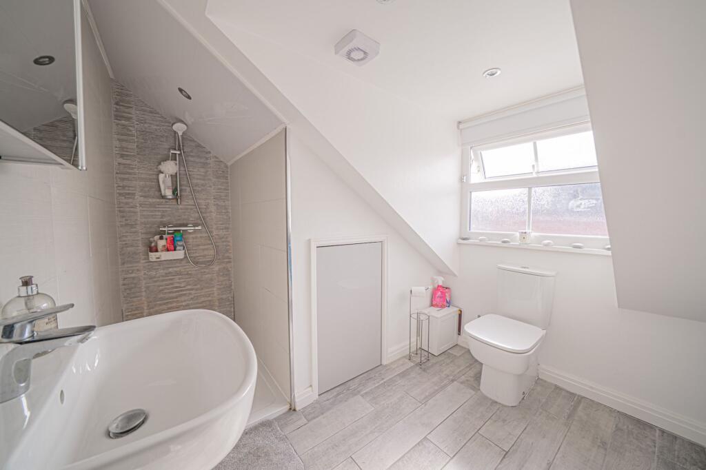 Additional image 8 of Old Dickens Heath Road, Shirley, B90