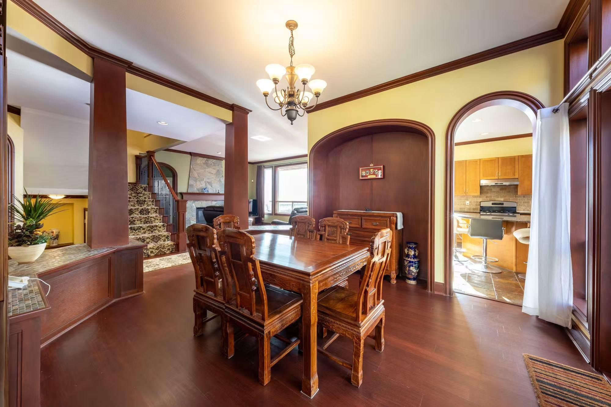23 Fernway Drive, Port Moody, BC, V3H 5H7 photo 3