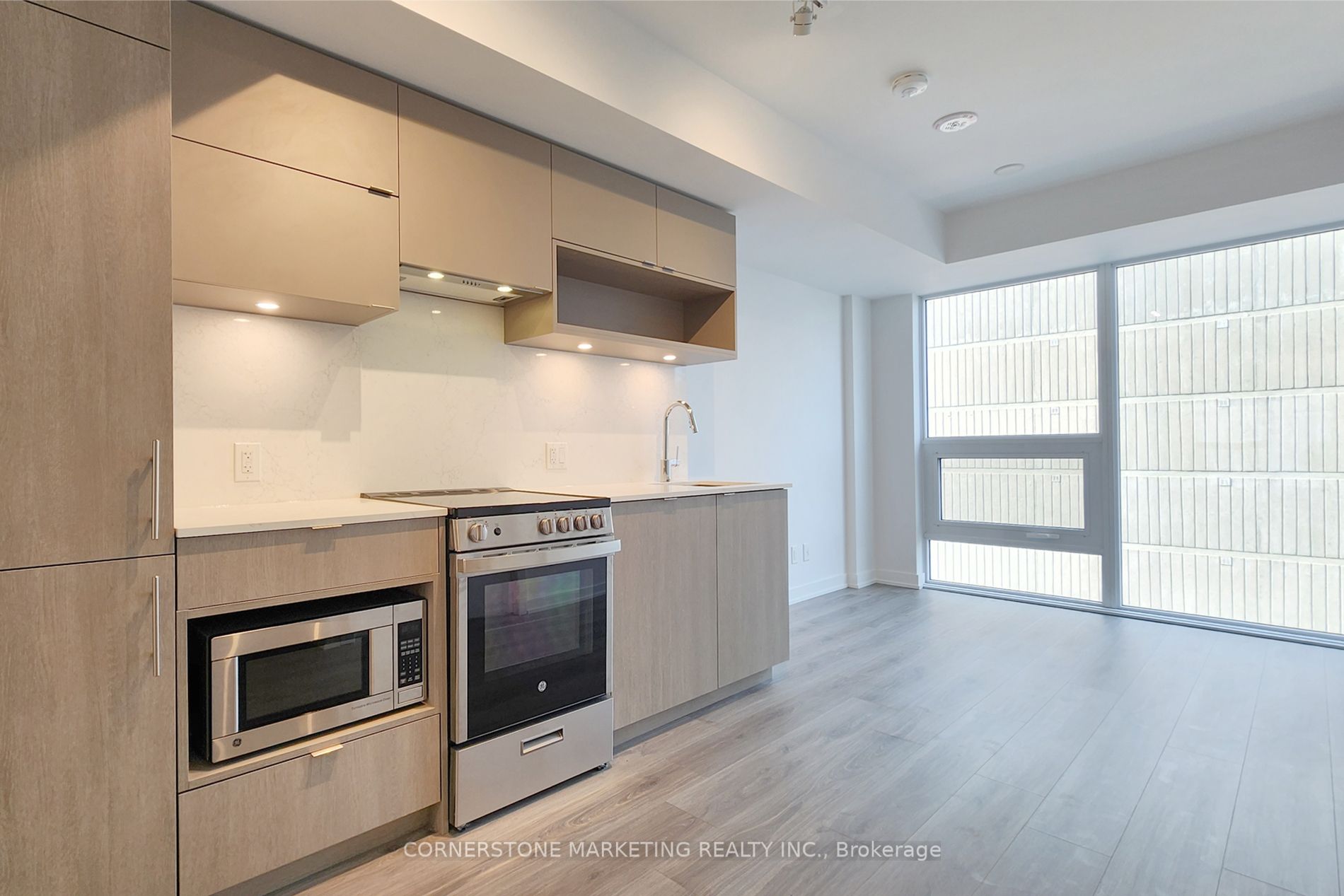 815-100 Queen Street E, Toronto, ON, M5C 0B5