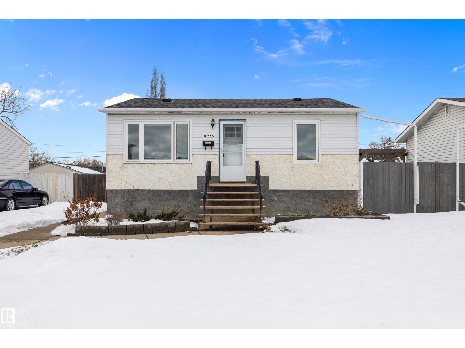 10536 162 Street NW, Edmonton, AB, T5P3M5