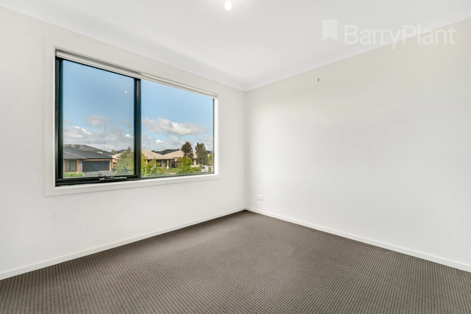 Additional image 10 of 100 Baronial Way, Craigieburn VIC 3064