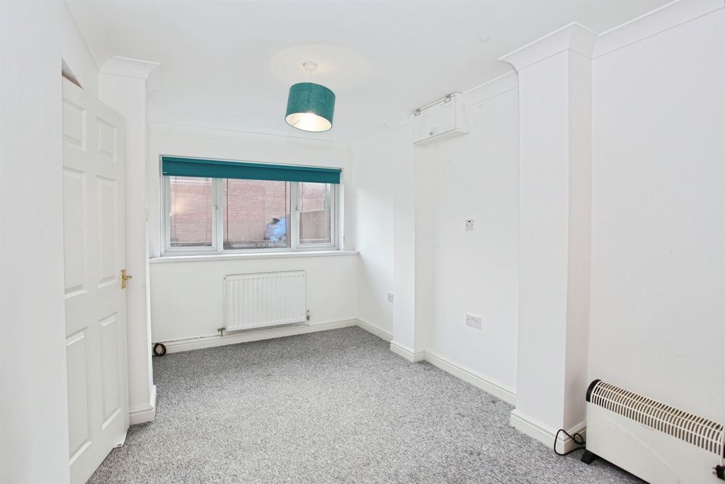 Additional image 6 of 4 bed detached house for saleBron Las, Penpedairheol, Hengoed CF82