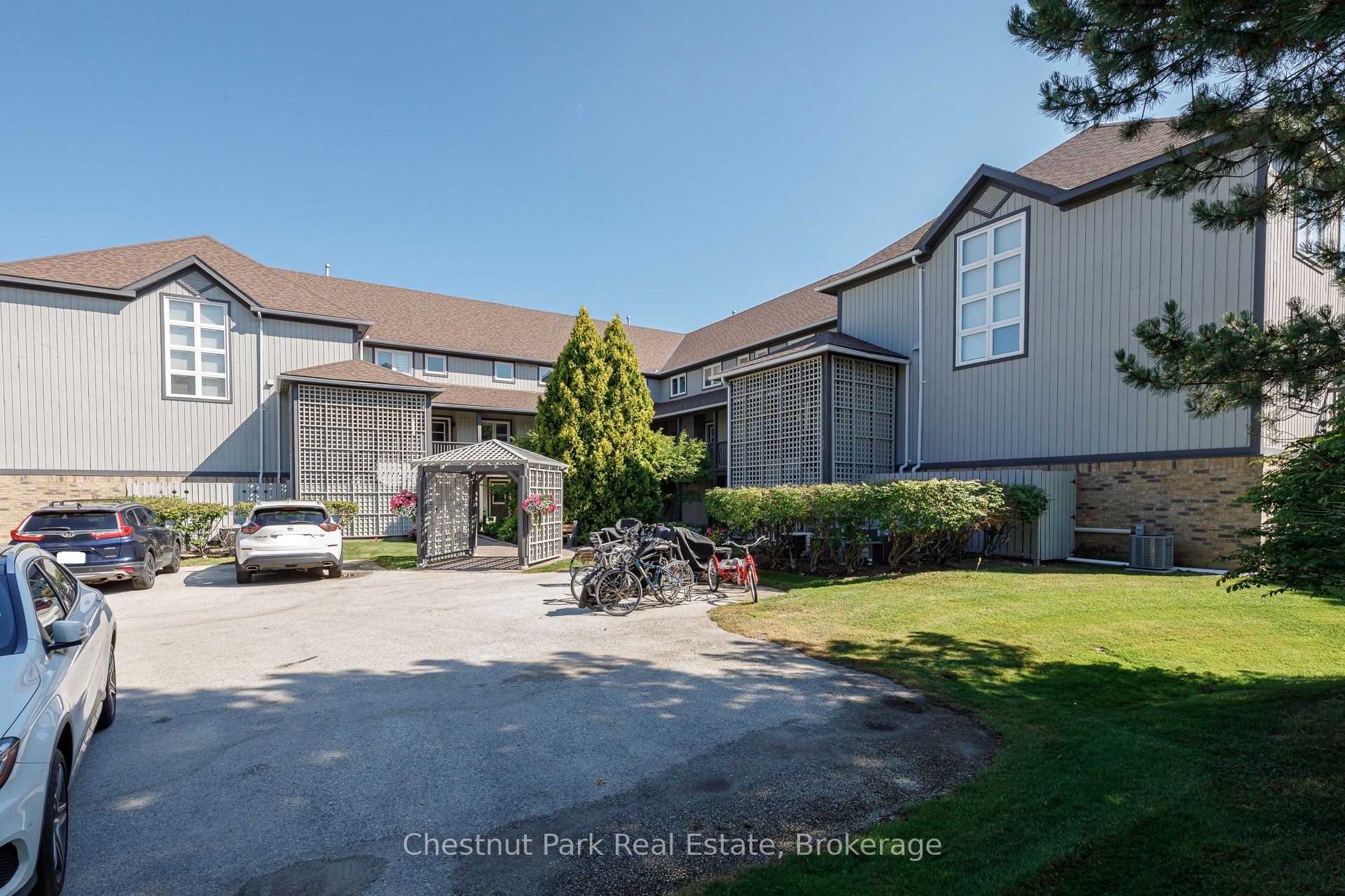 701 Johnston Park Avenue, Collingwood, ON, L9Y 5C7 photo 3