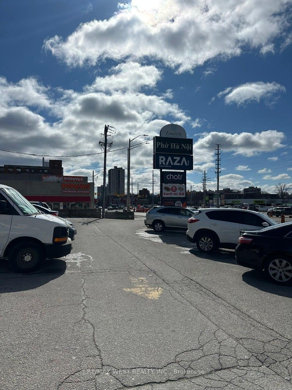 Additional image 3 of 2551 Hurontario Street, Mississauga, ON, L5A 2G4
