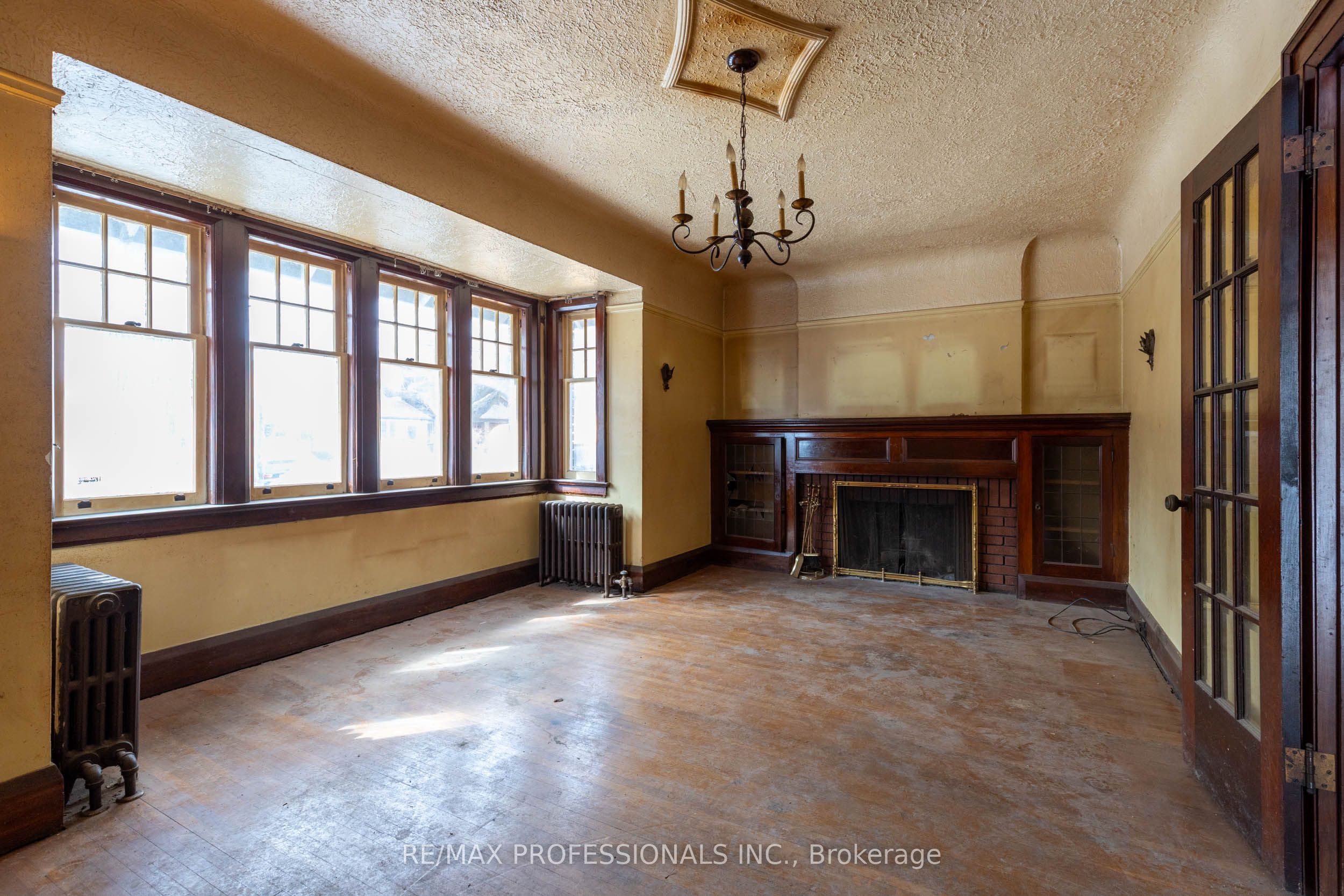 Additional image 4 of 60 Dennis Avenue, Toronto, ON, M6N 2T8