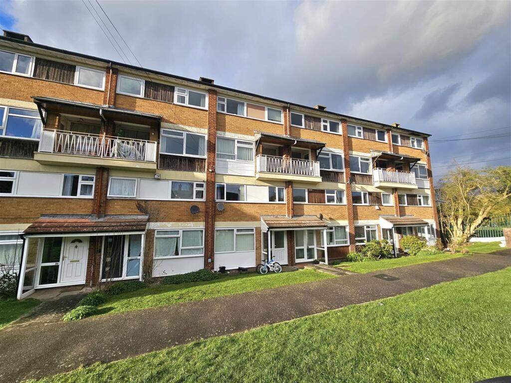 Windrush Close, Solihull