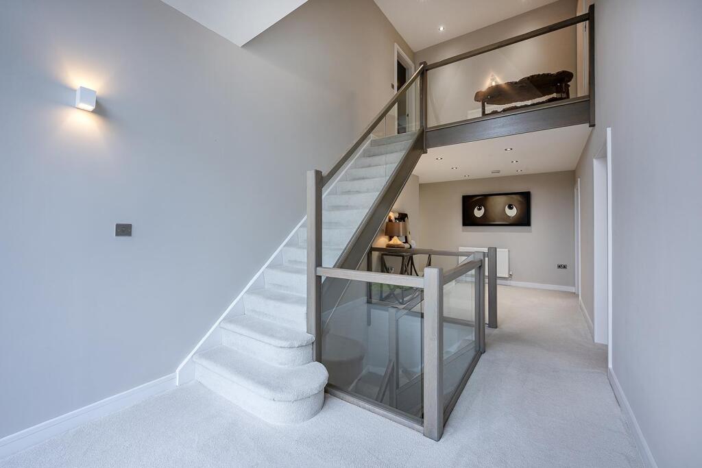 Additional image 16 of Willow Crescent, Beechnut Lane, Solihull
