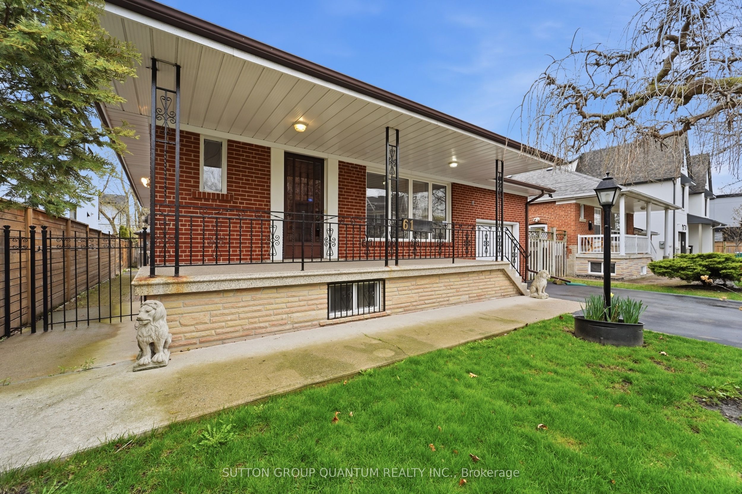 Additional image 3 of 61 Forest Avenue, Mississauga, ON, L5G 1L3