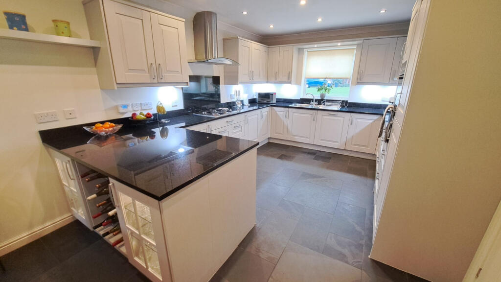 Additional image 25 of Paddock close, Bidford upon Avon, Warwickshire B50 4PJ