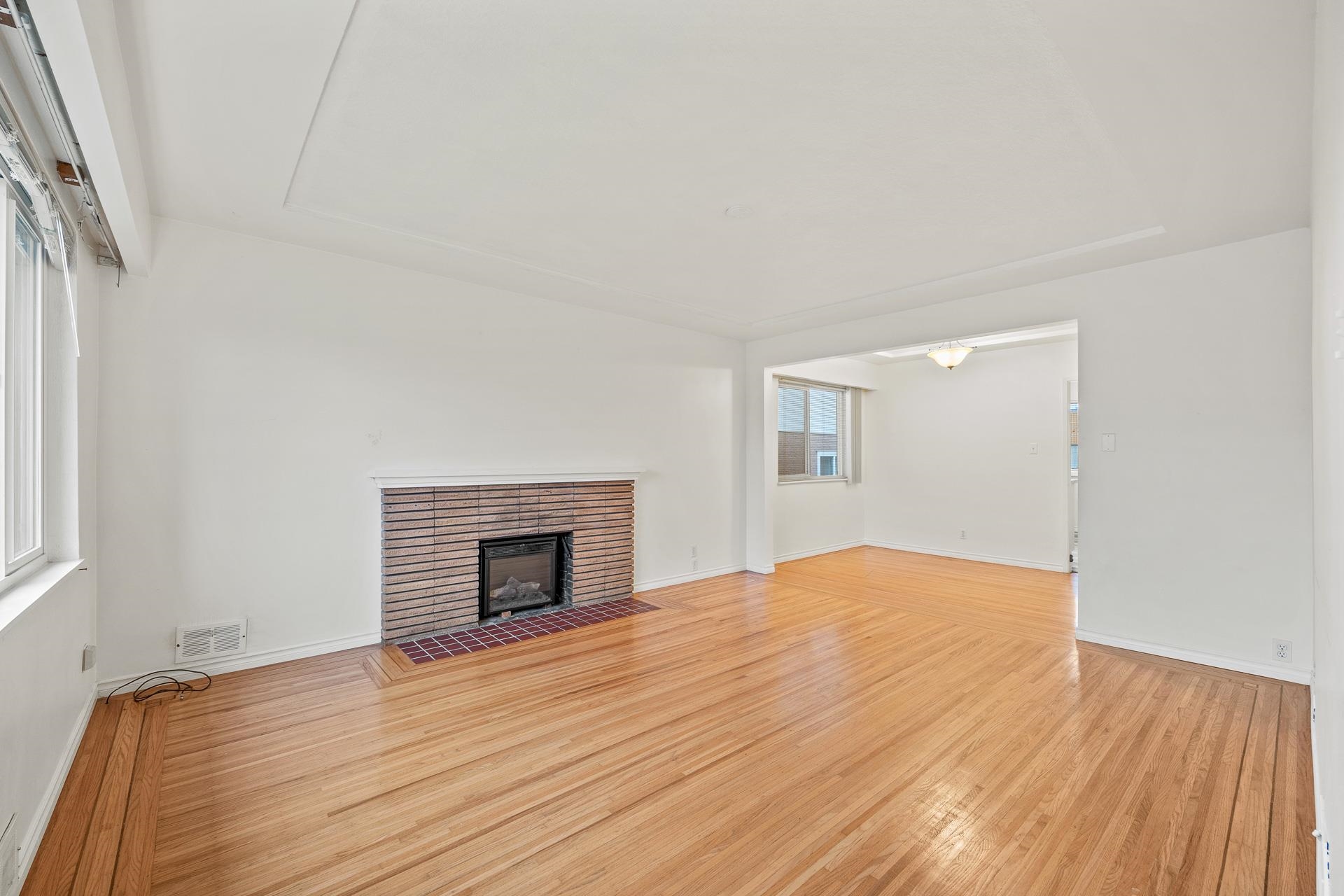Additional image 5 of 4644 Union Street, Burnaby, BC, V5C 2Y3