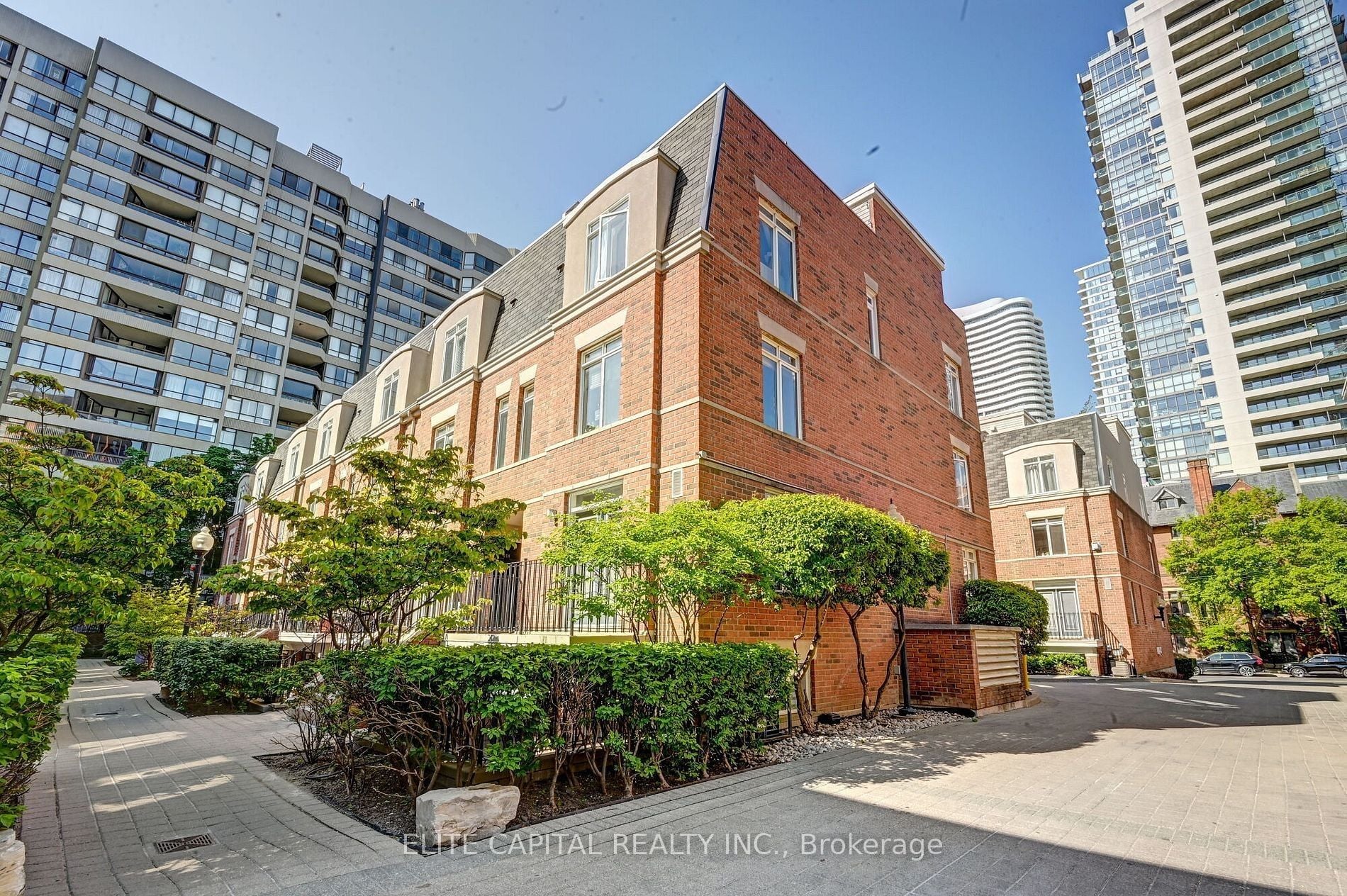 369-415 Jarvis Street, Toronto, ON, M4Y 3C1
