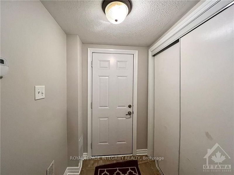 Additional image 2 of 3881 Strandherd Drive, Ottawa, ON, K2J 0K3