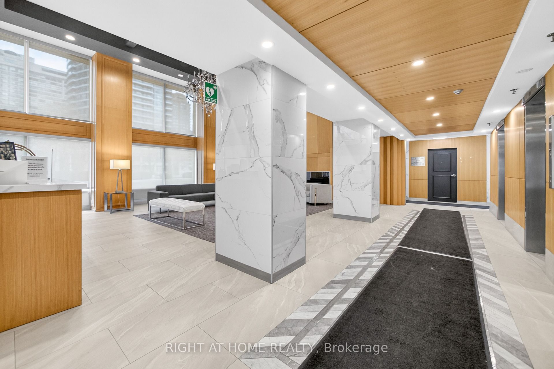 Additional image 4 of 610-3590 Kaneff Crescent, Mississauga, ON, L5A 3X3
