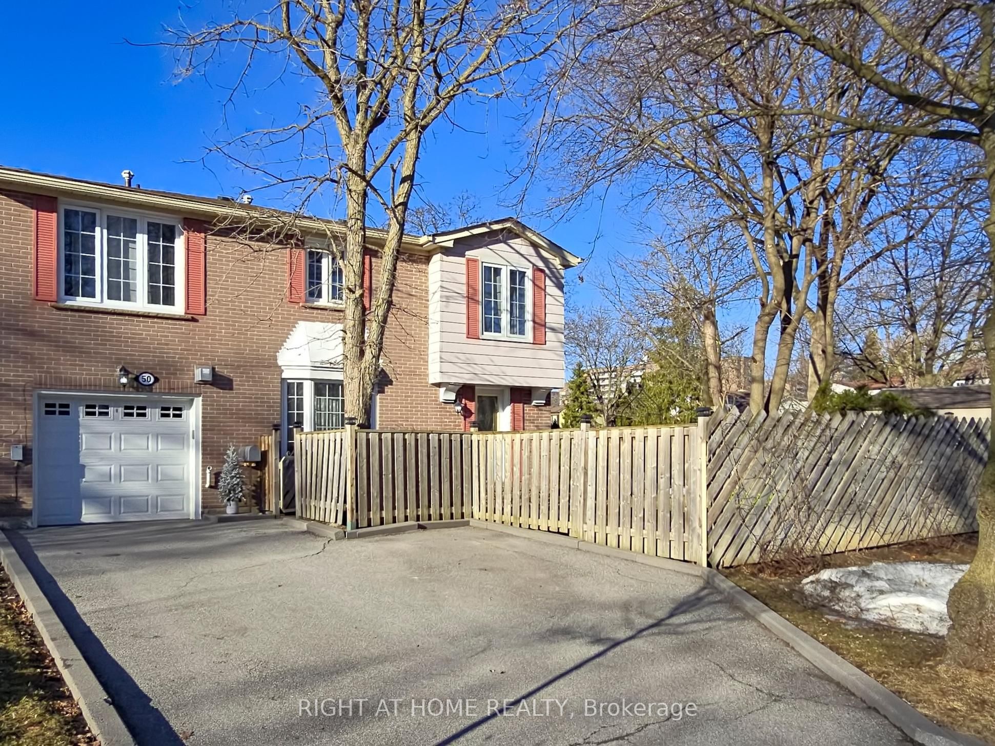 50 Rathfon Crescent, Richmond Hill, ON, L4C 5B7