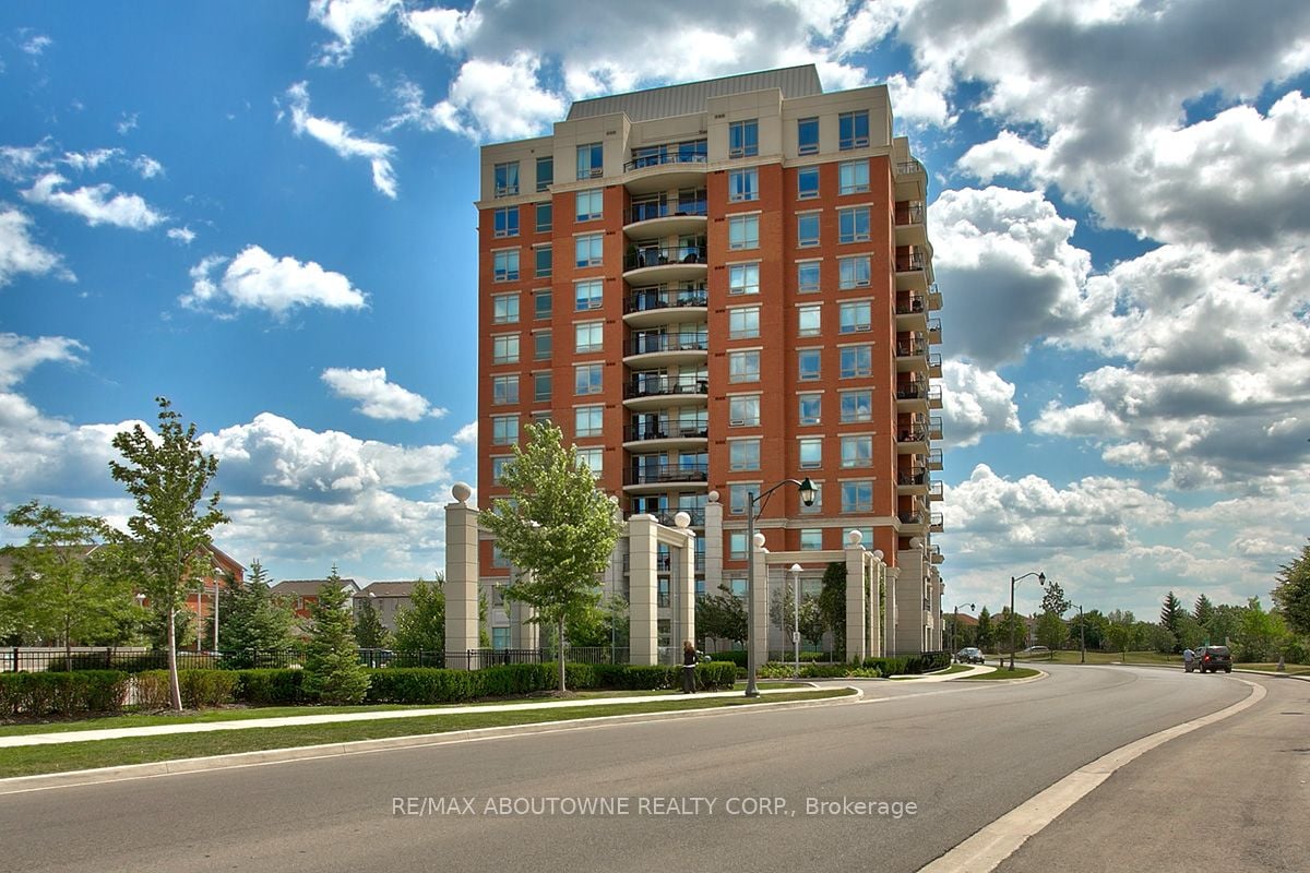 908-2325 Central Park Drive, Oakville, ON, L6H 0E2
