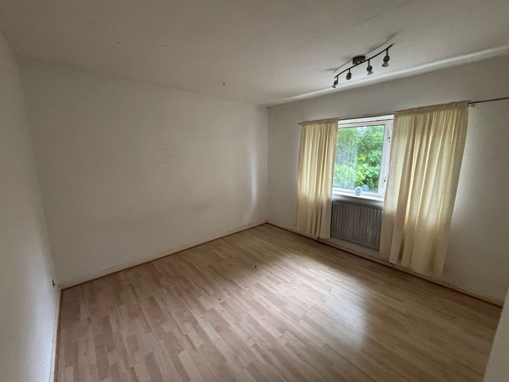 Additional image 10 of 3 bed semi-detached house for saleHengoed Hall Drive, Cefn Hengoed, Hengoed CF82