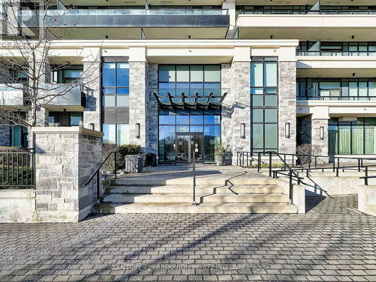 605-15 Water Walk Drive, Markham, ON, L6G 0G2 photo 3