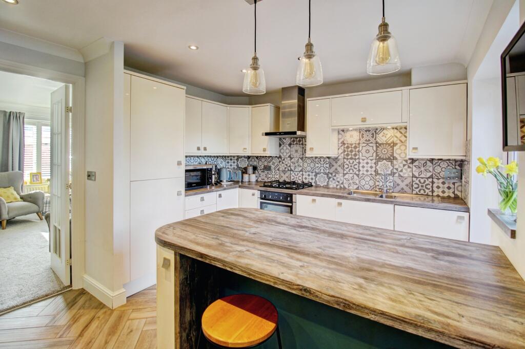 Additional image 7 of Ascot Drive, Tamworth, B77