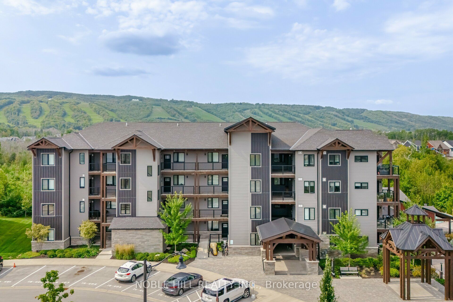 403-16 Beckwith Lane, Blue Mountains, ON, L9Y 3B6