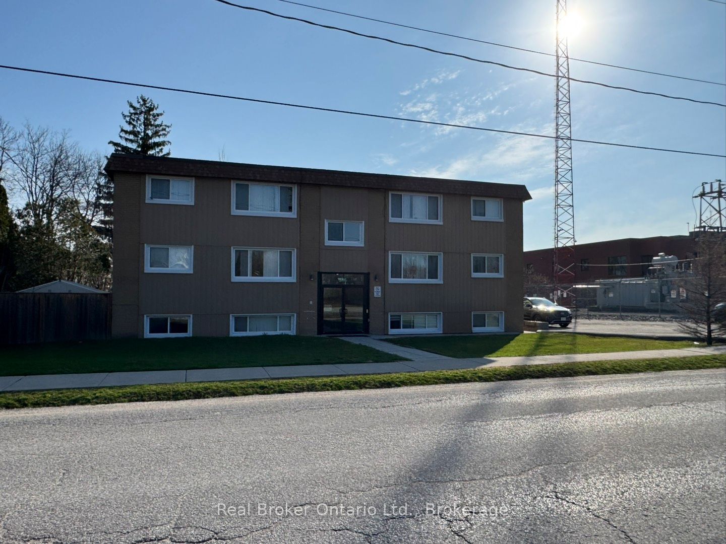 Additional image 2 of 10-316 Peter Street N, Orillia, ON, L3V 5A2