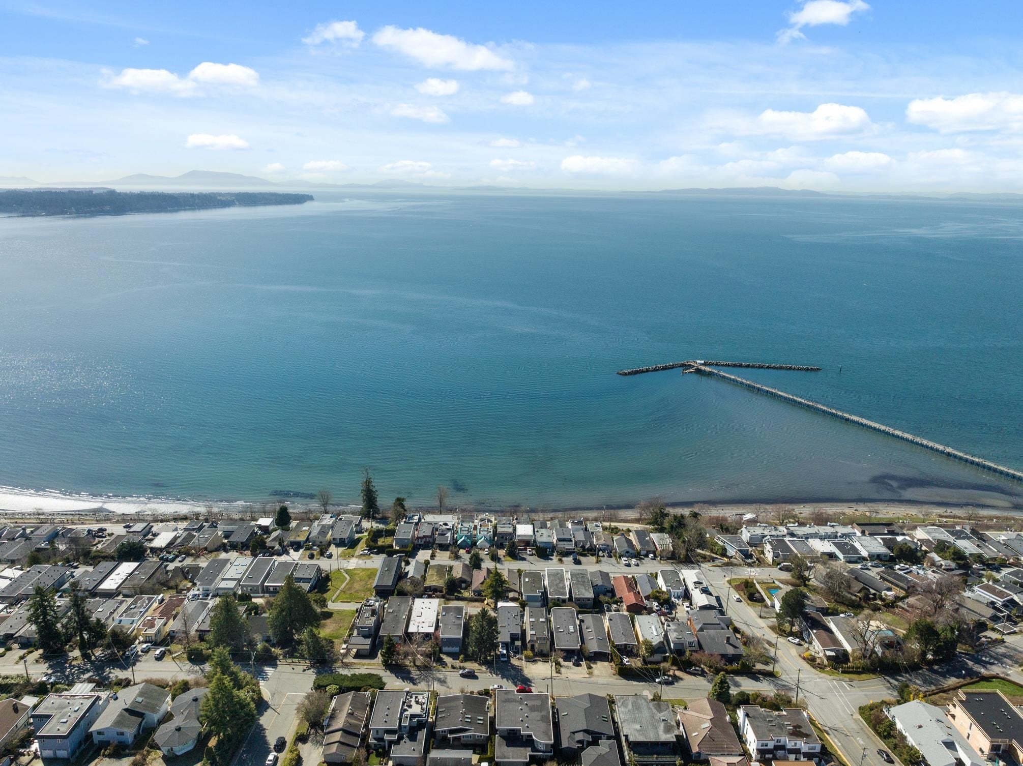 Additional image 3 of 15276 Columbia Avenue, White Rock, BC, V4B 1J6