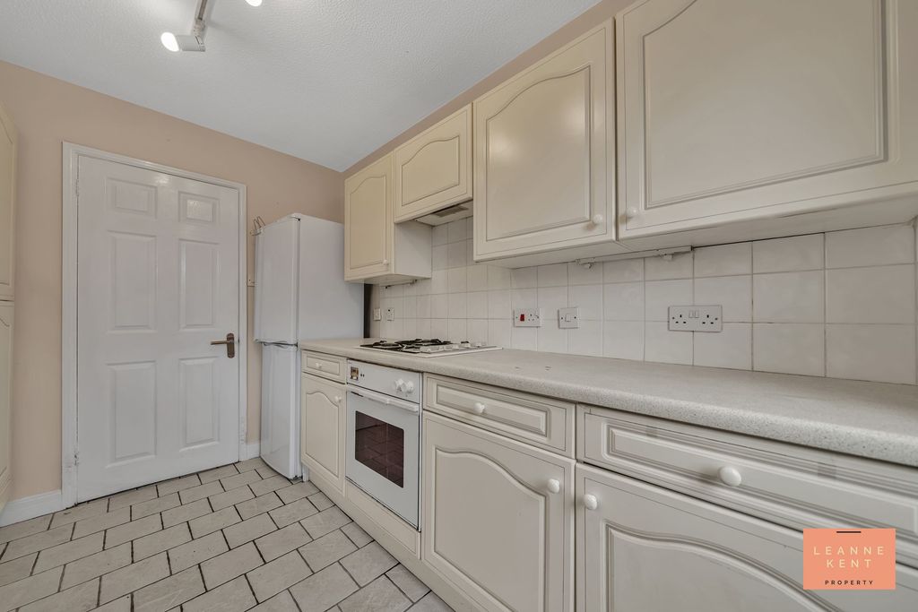 Additional image 15 of 2 bed bungalow for saleRhyd Y Gwern Close, Caerphilly CF83