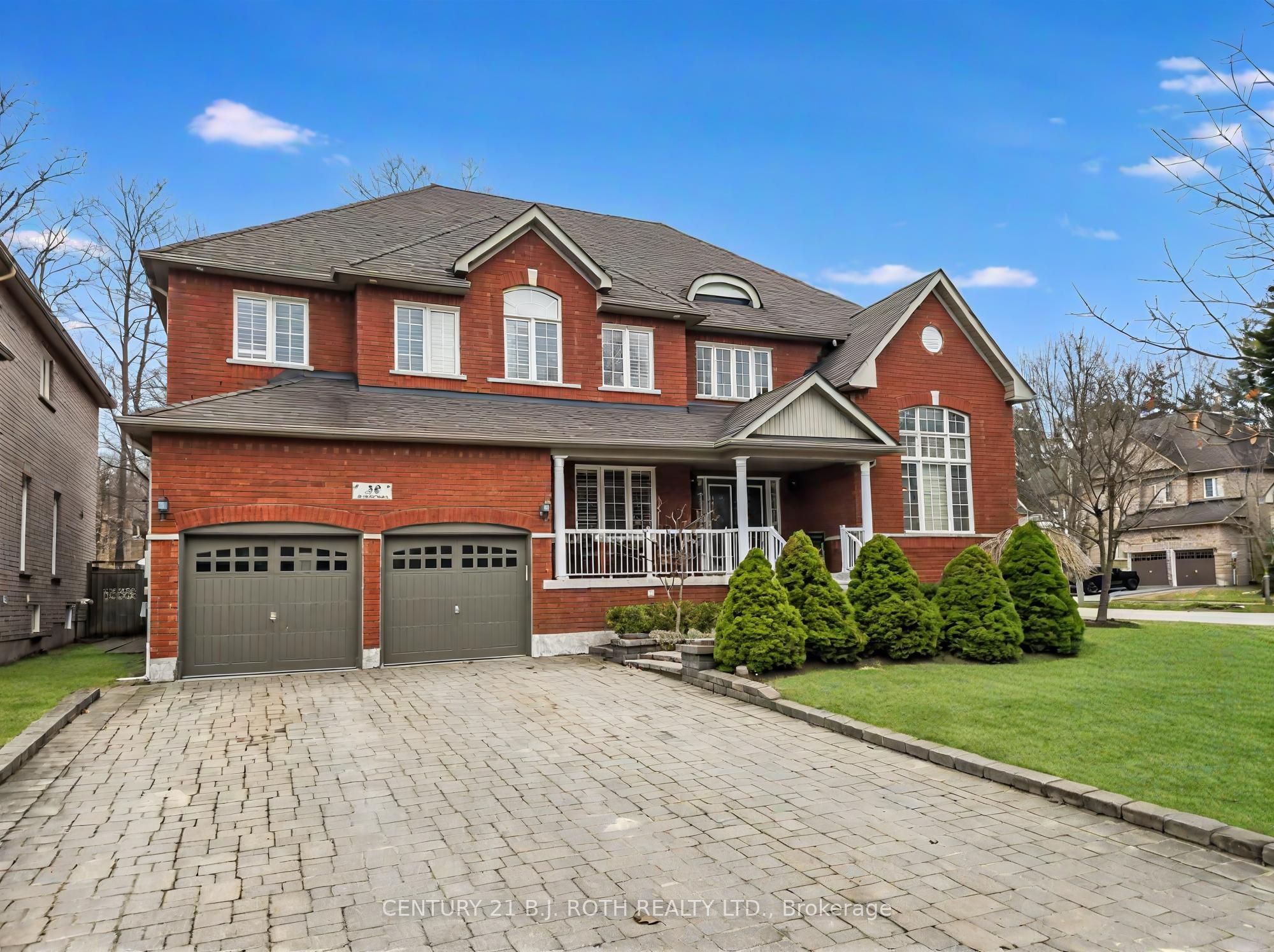 38 Camelot Square, Barrie, ON, L4M 0C3