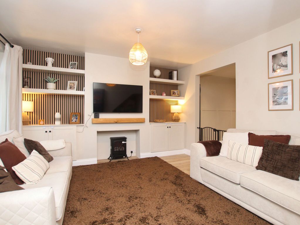 Additional image 2 of 3 bed semi-detached house for saleSt. Annes Gardens, Maesycwmmer CF82