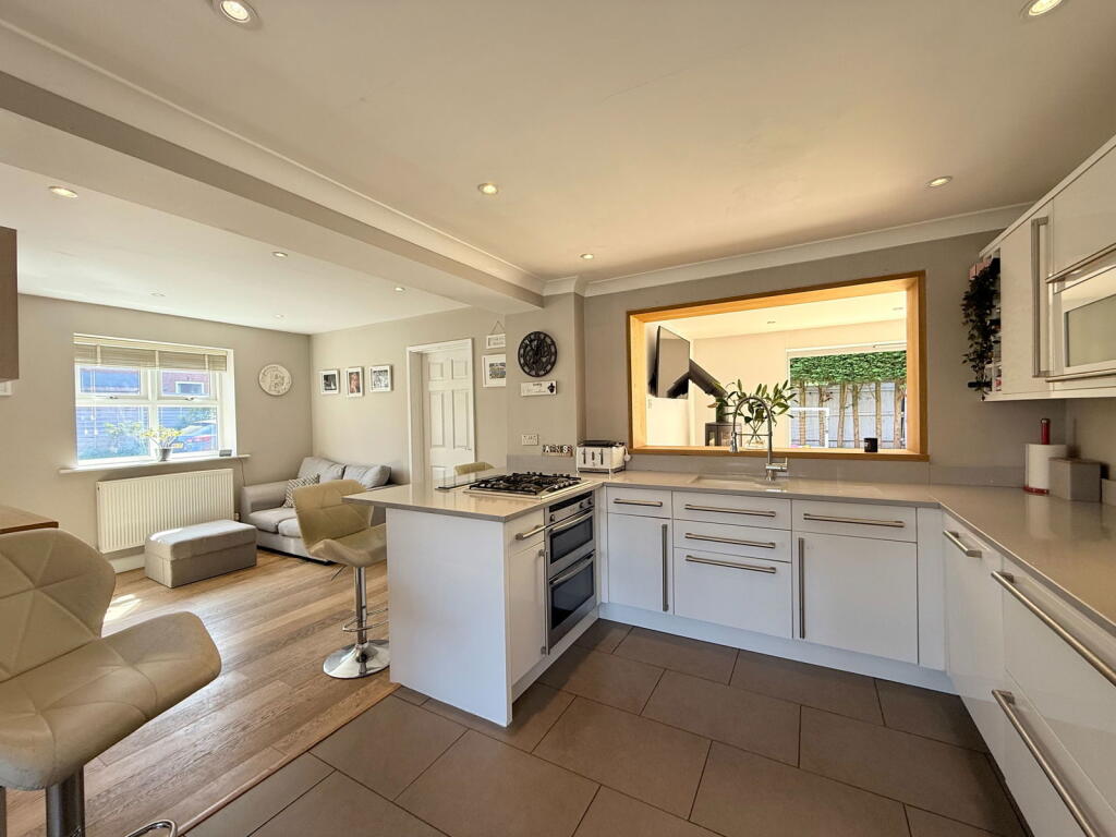 Rushford Close, Monkspath photo 5
