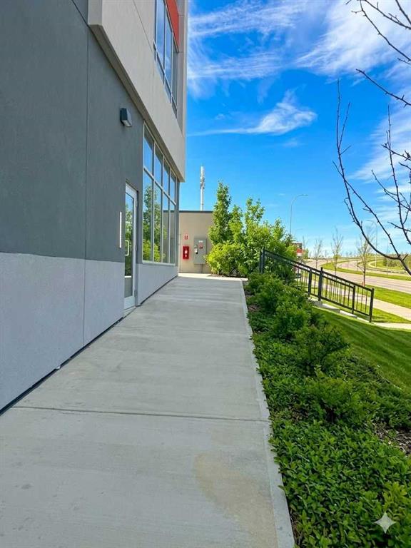Additional image 6 of 190-198 Nolanridge Crescent NW, Calgary, AB, T3R 1W9