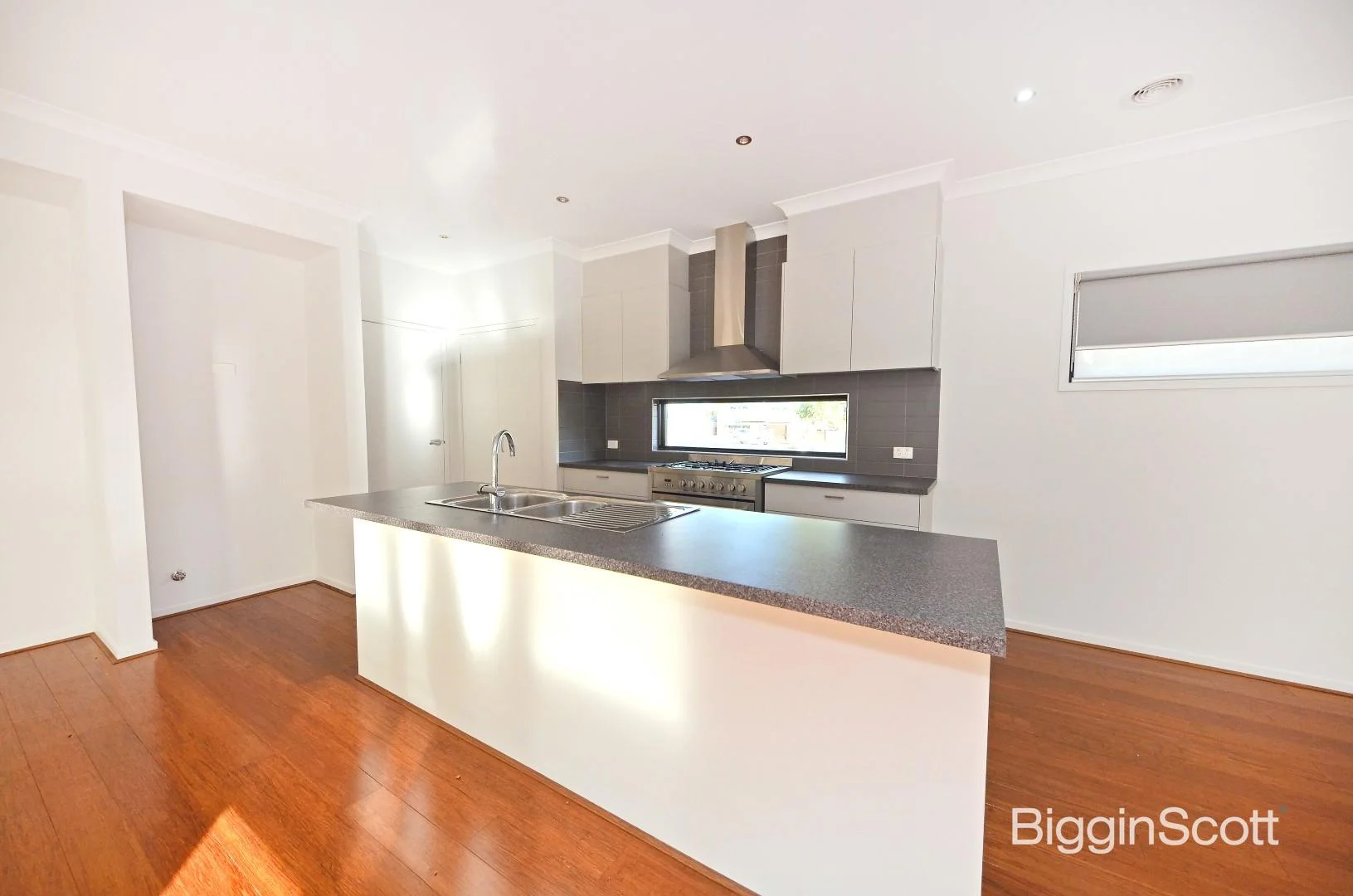 Additional image 2 of 137 View Mount Road, Glen Waverley VIC 3150