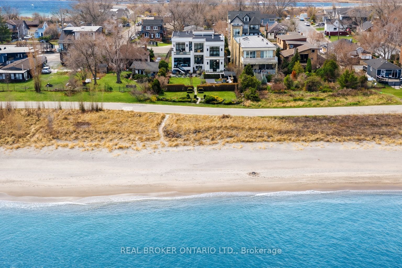 Additional image 2 of 711 Beach Boulevard, Hamilton, ON, L8H 6Y5