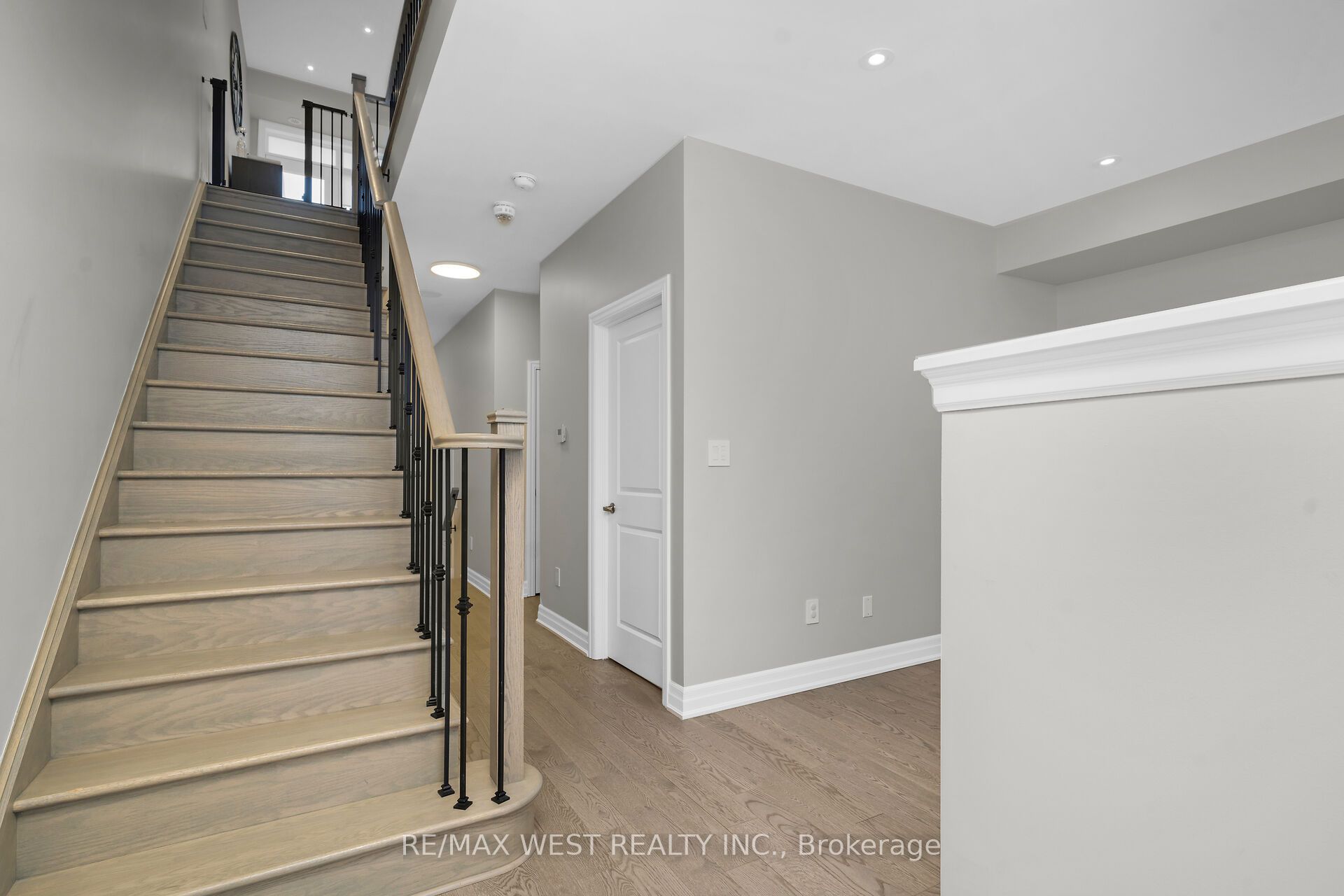 Additional image 3 of 8208 Pine Valley Drive, Vaughan, ON, L4L 0H6