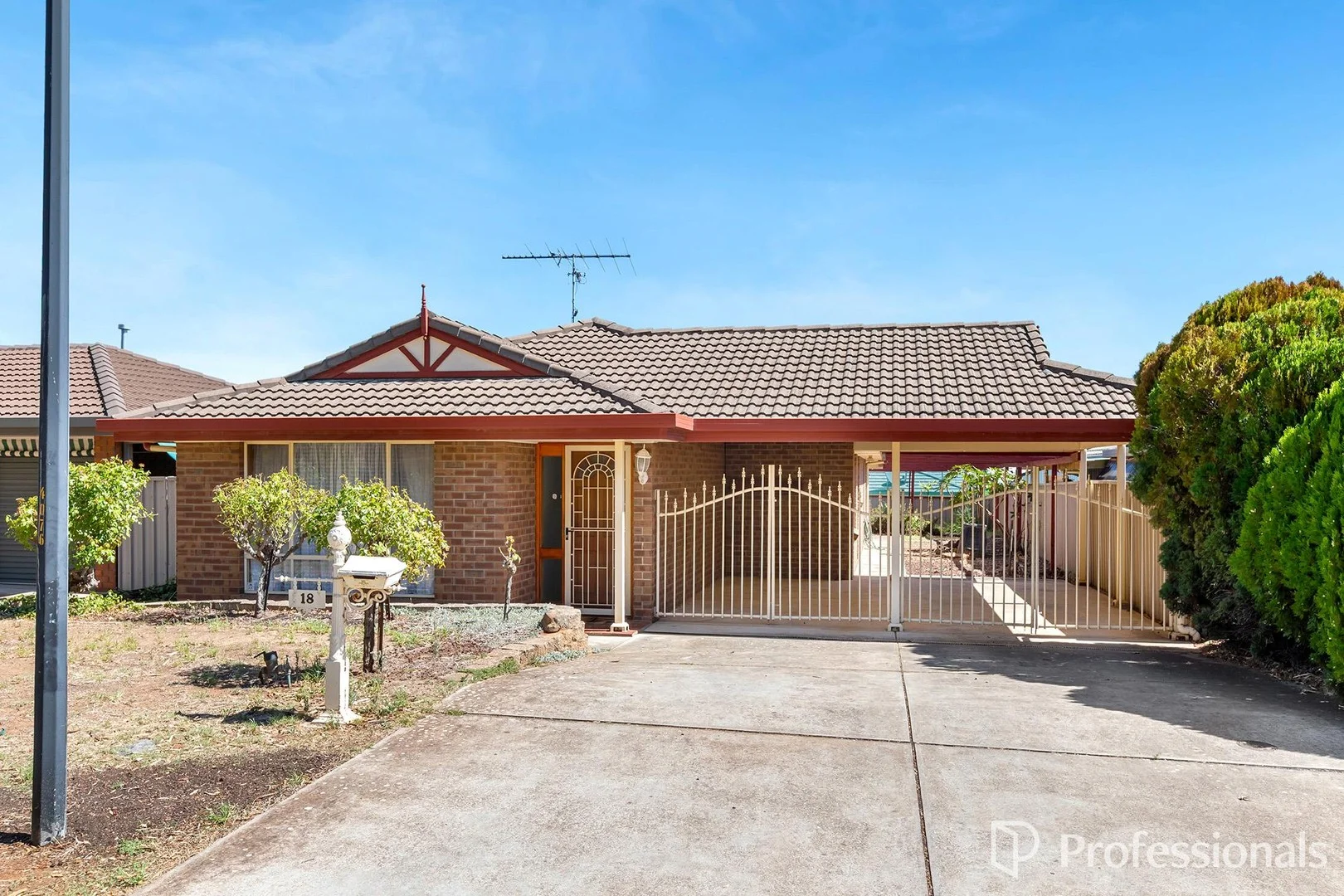18 Sedgemoor Road, Craigmore SA 5114