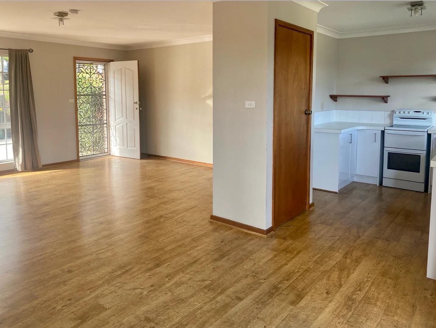 Additional image 2 of 24 Arakoon Street, Kincumber NSW 2251