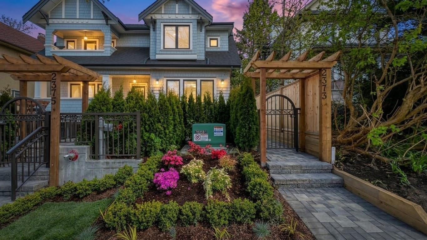 Additional image 2 of 2373 7th Avenue W, Vancouver, BC, V6K 1Y4
