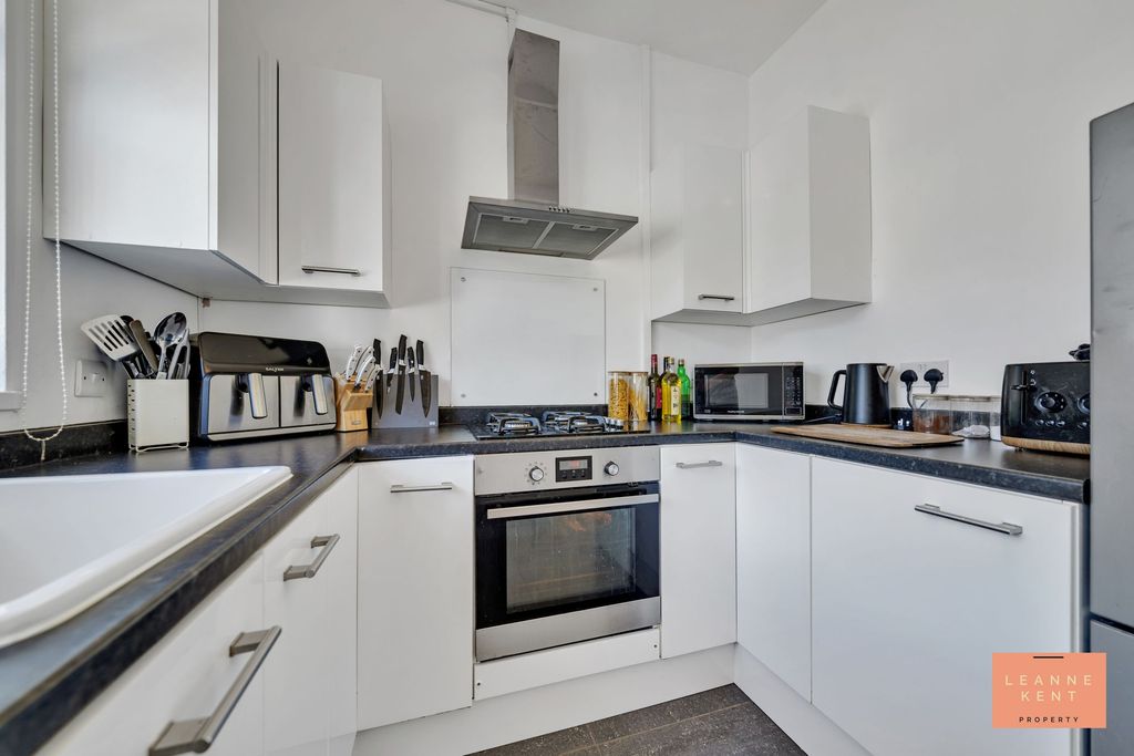 Additional image 3 of 2 bed semi-detached bungalow for saleEnerglyn Close, Caerphilly CF83