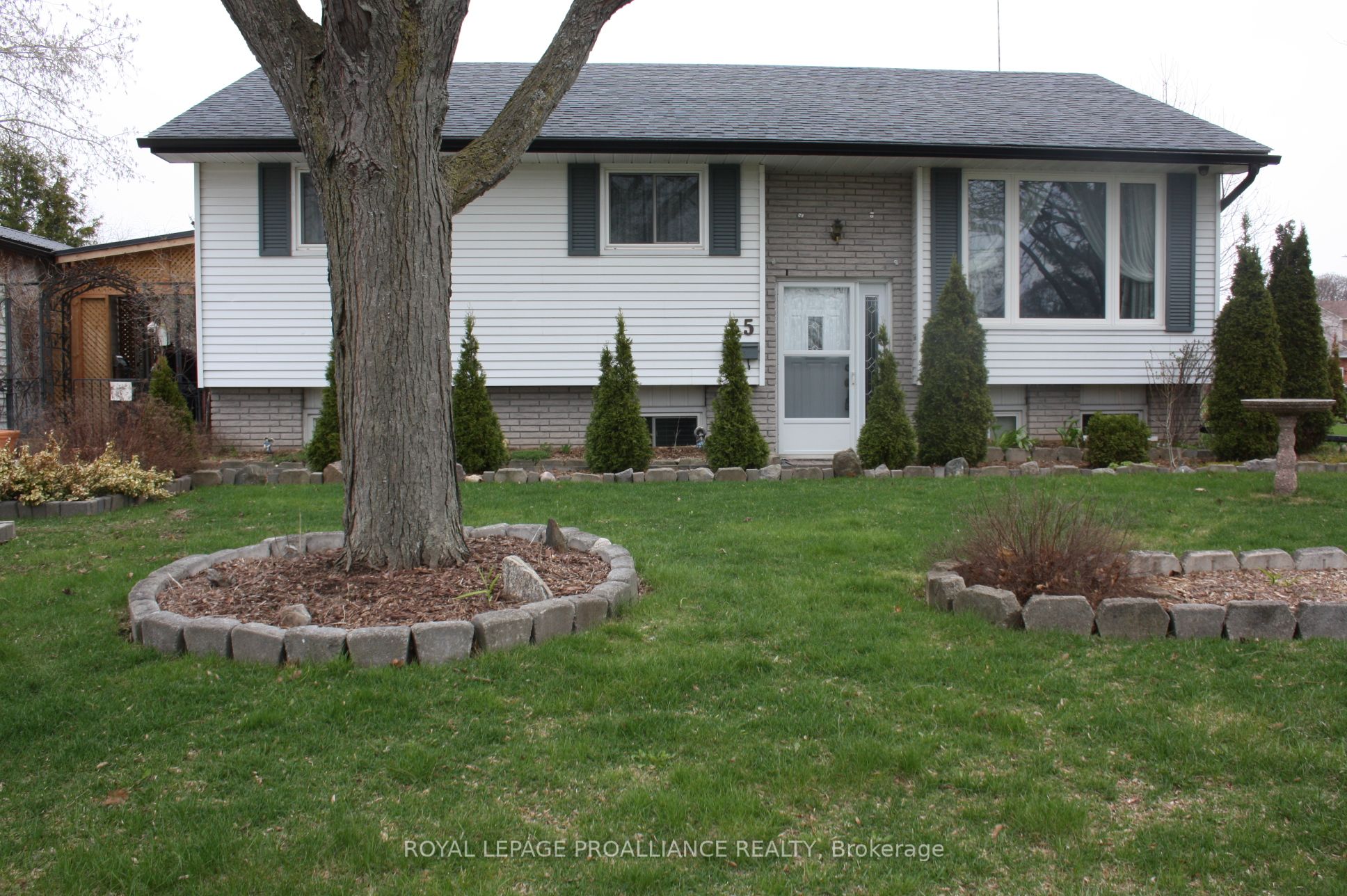 35 Morris Drive, Belleville, ON, K8P 5B3 photo 3