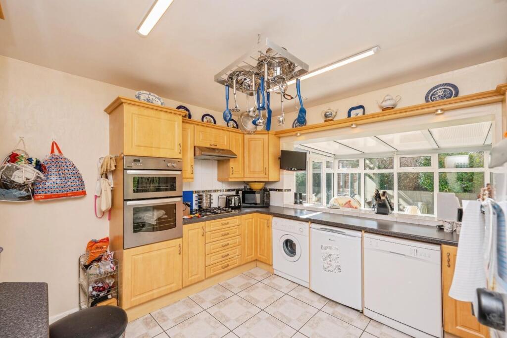 Additional image 10 of Park Lane, Bonehill, Tamworth