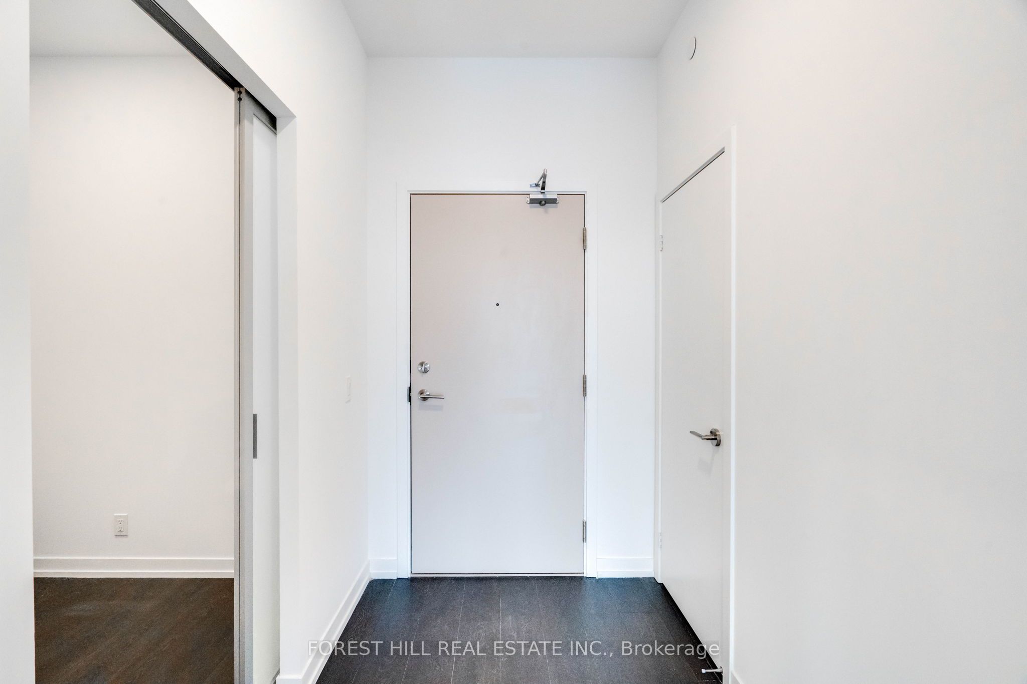 Additional image 3 of 833-2020 Bathurst Street, Toronto, ON, M5P 0A6