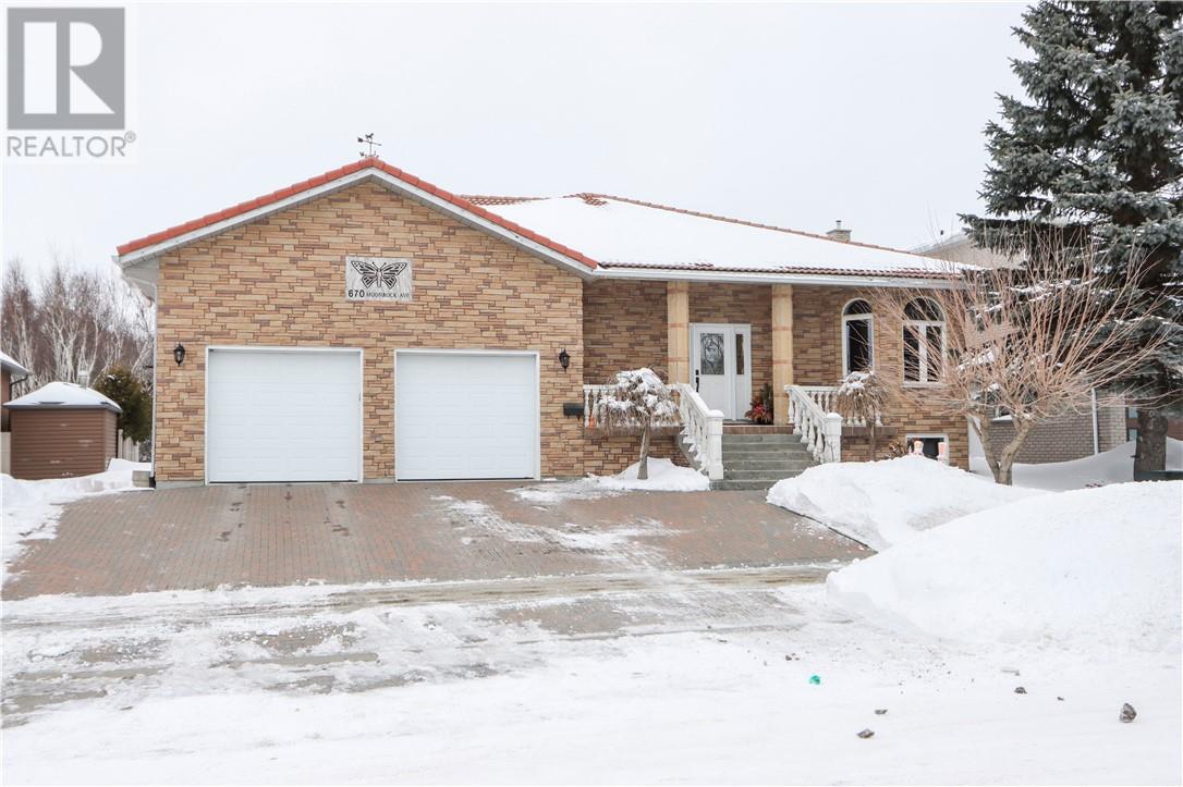 670 Moonrock Avenue, Sudbury, ON, P3E5Z6