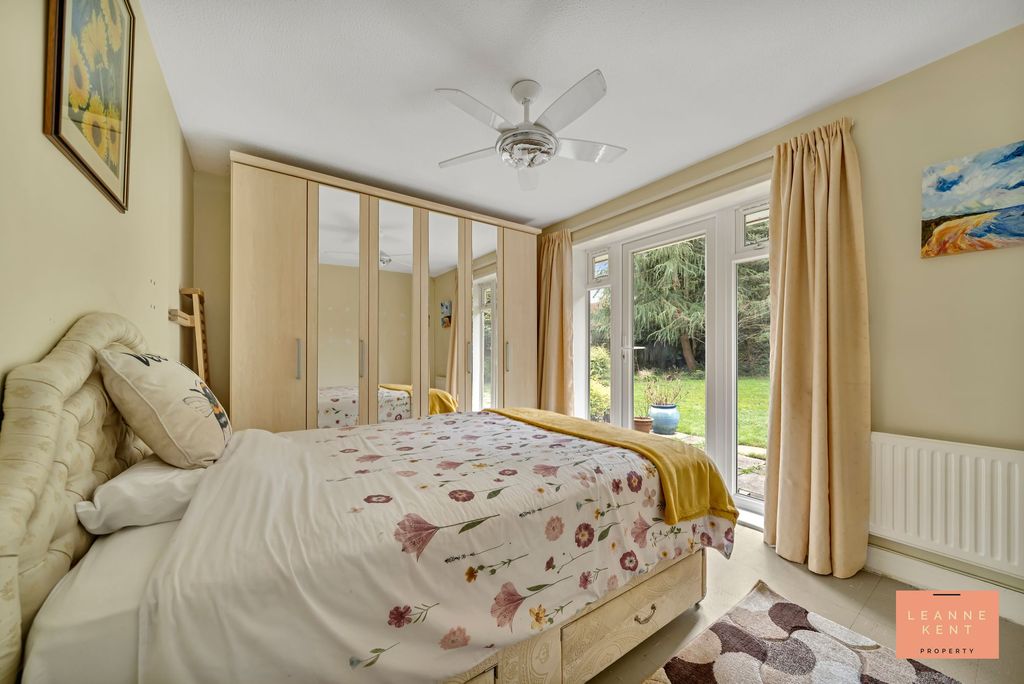 Additional image 20 of 2 bed bungalow for saleRhyd Y Gwern Close, Caerphilly CF83