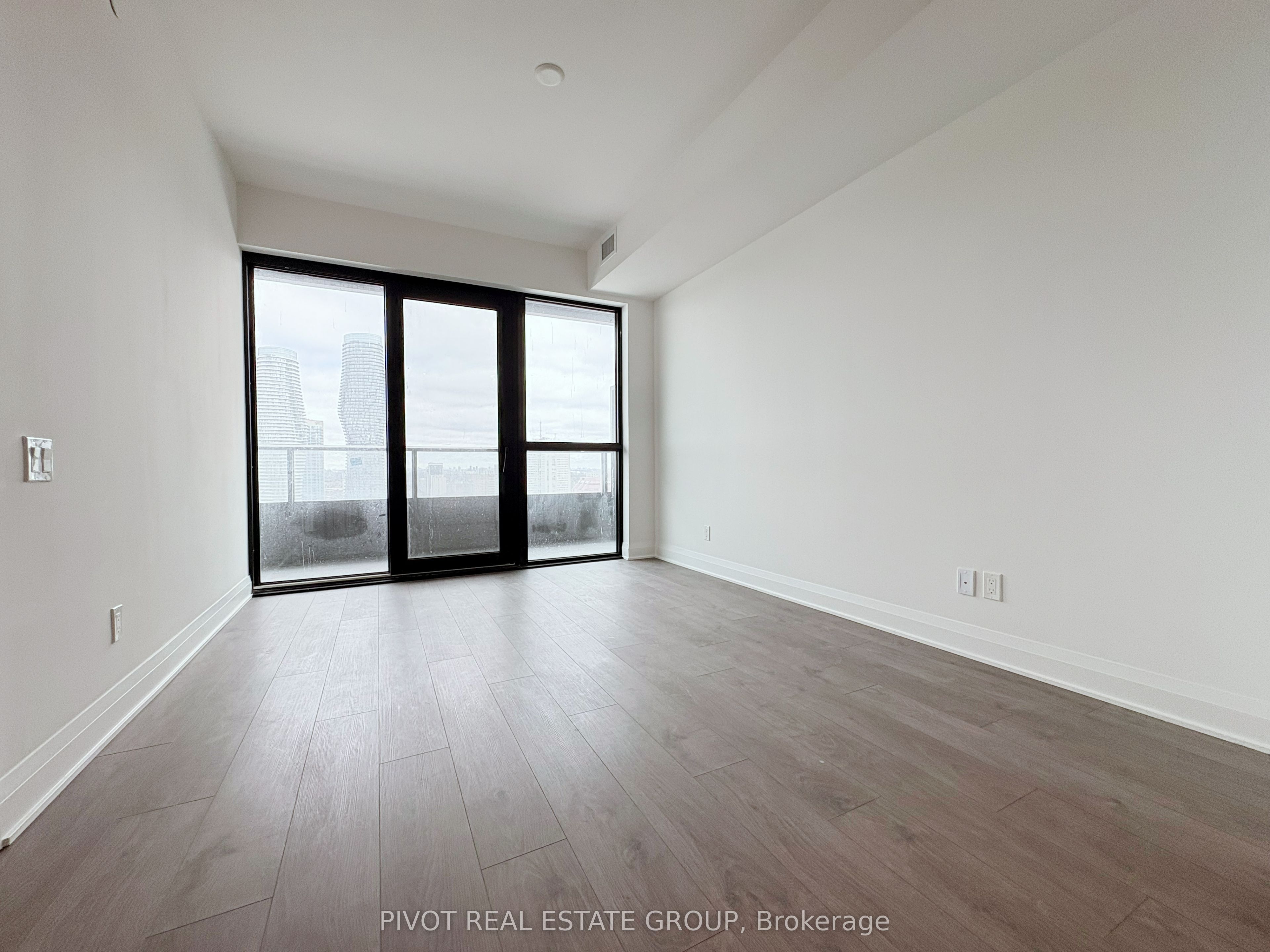 Additional image 5 of 1511-2 Erskine Road, Mississauga, ON, L5B 0S1