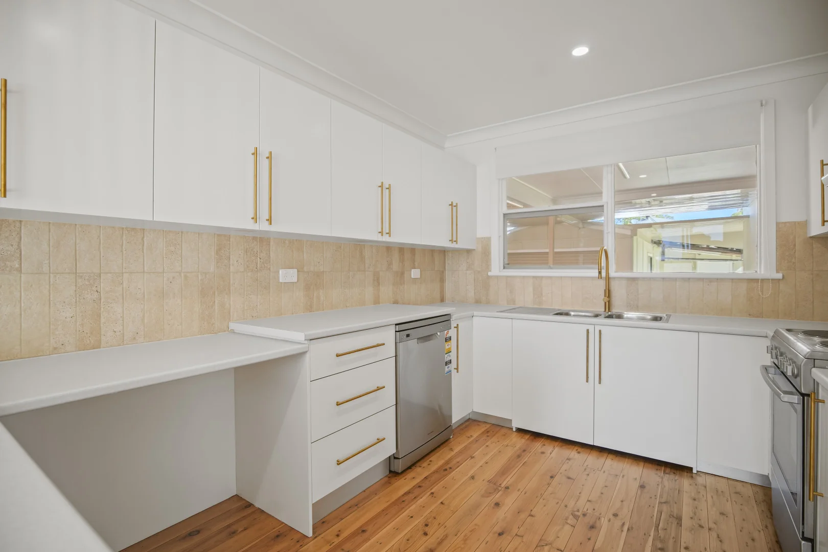 Additional image 6 of 50 Kullaroo Road, Summerland Point NSW 2259