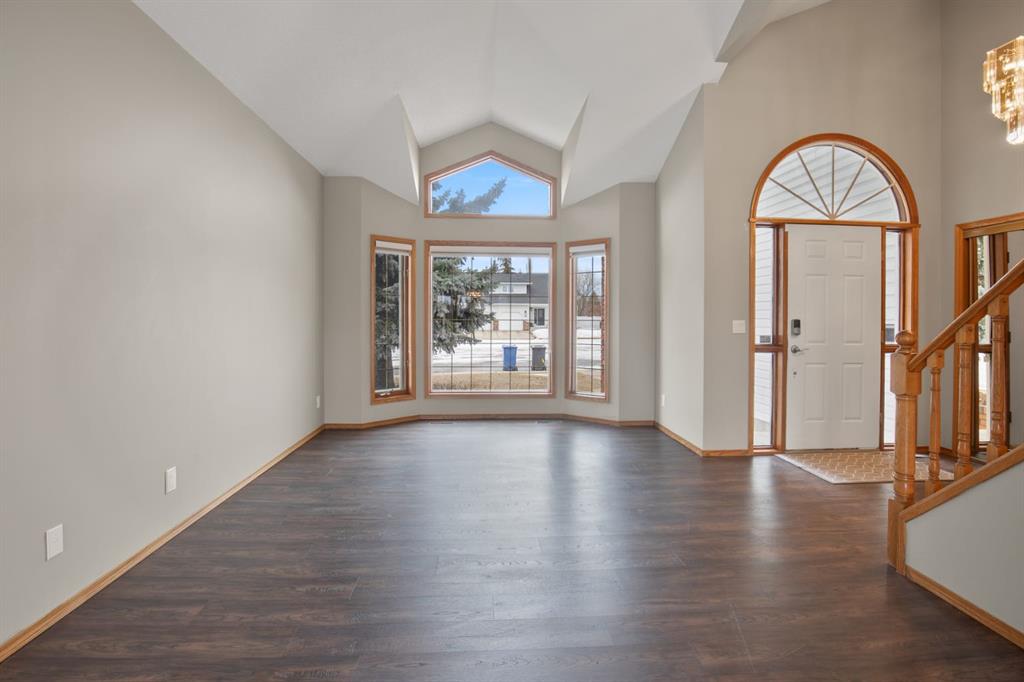 Additional image 4 of 87 Denison Crescent, Red Deer, AB, T4R 2E9