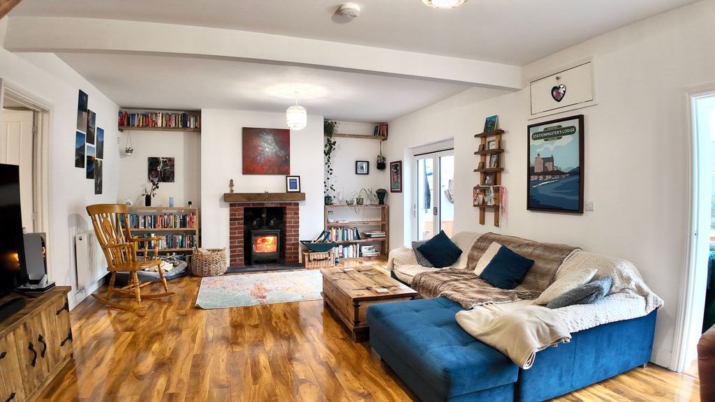 Additional image 2 of 3 bed terraced house for saleWoodland Terrace, New Tredegar NP24
