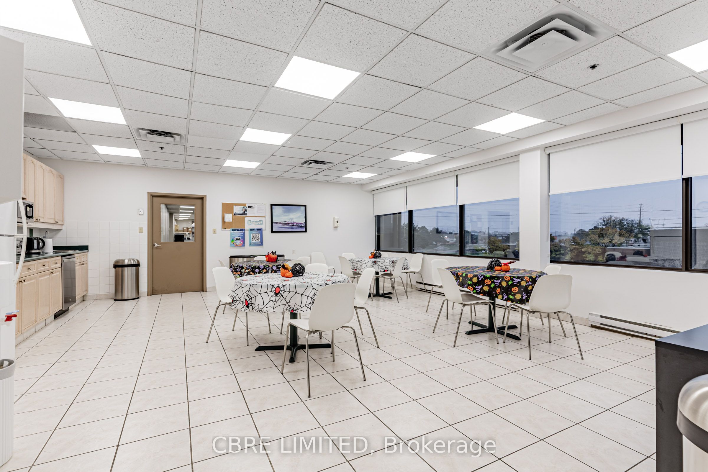 Additional image 6 of Unit 201*-2851 John Street, Markham, ON, L3R 5R7