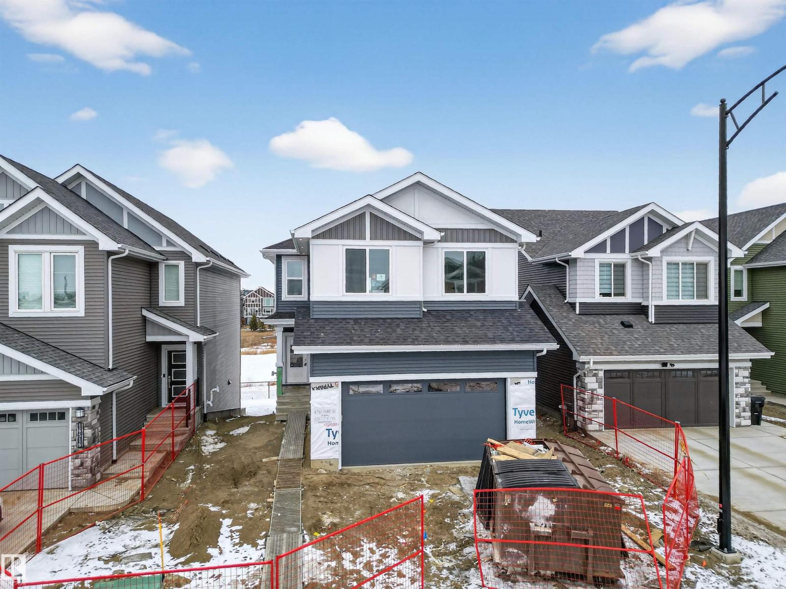 16512 34 Avenue SW, Edmonton, AB, T6W5M1