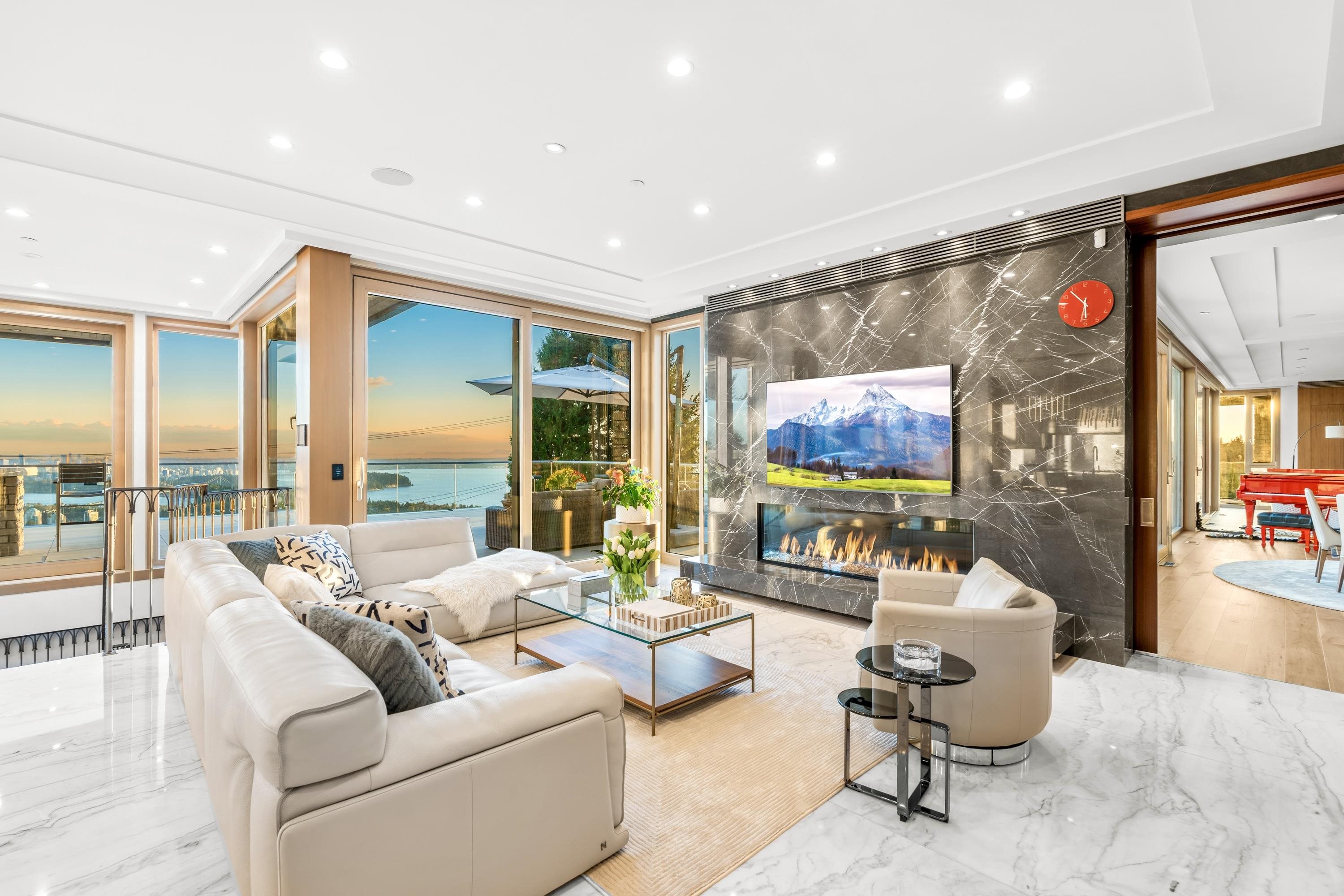 Additional image 4 of 1036 Eyremount Drive, West Vancouver, BC, V7S 2B3